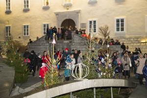 010 Miklavz in prizig luck Foto atelje Postojna